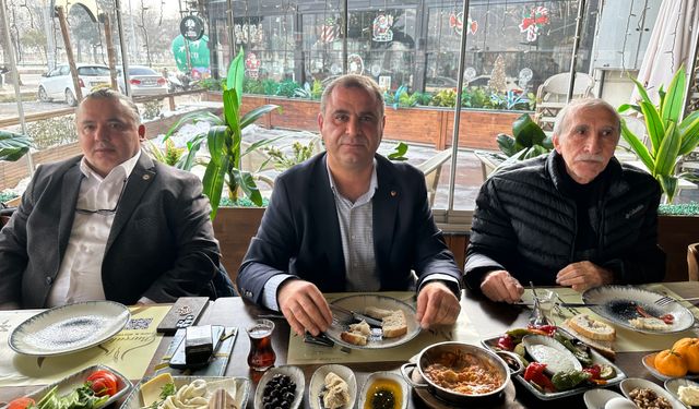 Tokat Ticaret Borsası Başkanı 10 Ocak Çalışan Gazeteciler Günü'nde basın mensuplarıyla buluştu