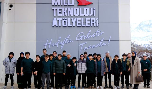 Uluslararası Tokat İmam Hatip Lisesi Öğrencileri TOGÜ Laboratuvarlarını Gezdi