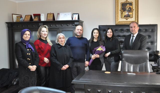 Başkan Hacer Doğan, Çalışan Gazeteciler Günü'nde Hürsöz ve Sesimiz Gazetelerini Ziyaret Etti