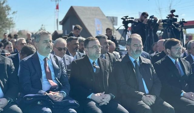 AK Parti Genel Merkez Yerel Yönetimler Başkan Yardımcısı Av. Eyüp Eroğlu Açılış Törenine Katıldı