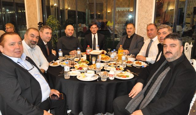 Tokat Belediye Başkanı Yazıcıoğlu, Basın Mensuplarıyla İftarda Bir Araya Geldi