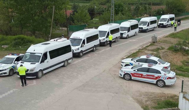 Erbaa'da kurallara uymayanlara servis sürücülerine ceza yağdı