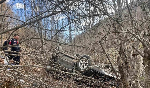 Tokat'ta otomobil şarampole uçtu: 2 yaralı