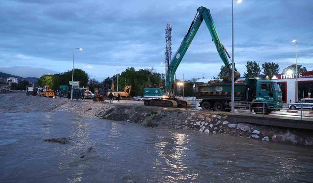 Tokat Belediyesi tarafından sel ve taşkın riskine karşı önlemler artırıldı