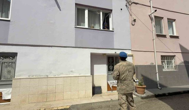 Turhal'da taşkın alarmı, jandarma ev ev gezip uyardı