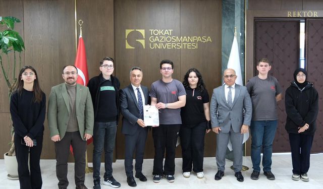 Genç Maarif Dergisi Rektör Prof. Dr. Fatih Yılmaz’a Takdim Edildi