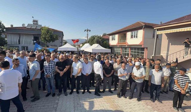 Ölü ya da diri bulunamadı, gıyabi cenaze namazı kılındı