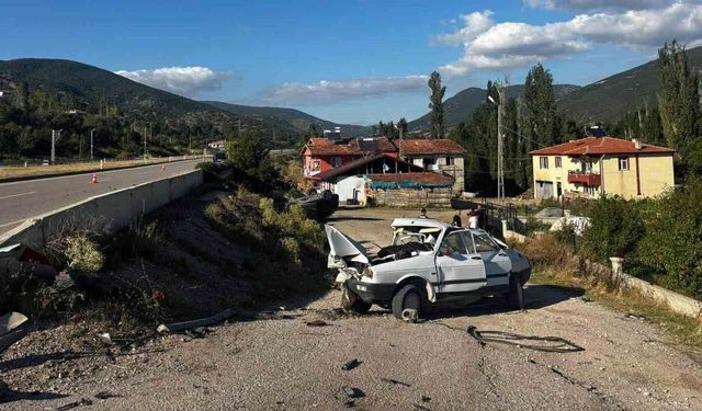 Tokat'ta iki otomobil çarpıştı: 1 ölü, 3 yaralı