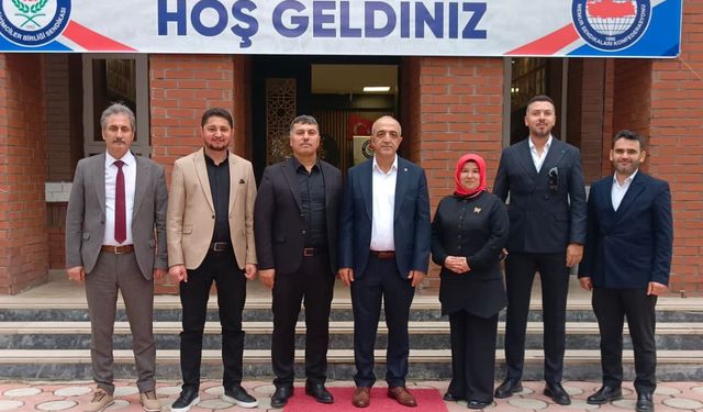 Eğitim-Bir-Sen Tokat 1 No'lu Şube'de Şaban Ceylan Güven Tazeledi