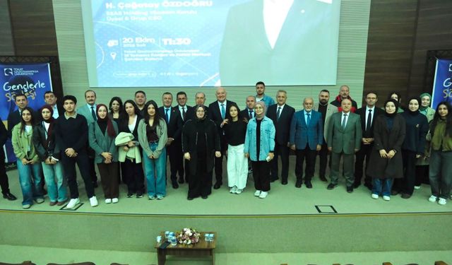 ESAS Holding CEO’su Özdoğru, TOGÜ’de Gençlerle Başarı ve Kariyer Deneyimlerini Paylaştı