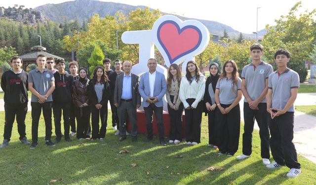 Tokat Yeşilırmak Ticaret Mesleki ve Teknik Anadolu Öğrencileri TOGÜ Kampüsünü Gezdi