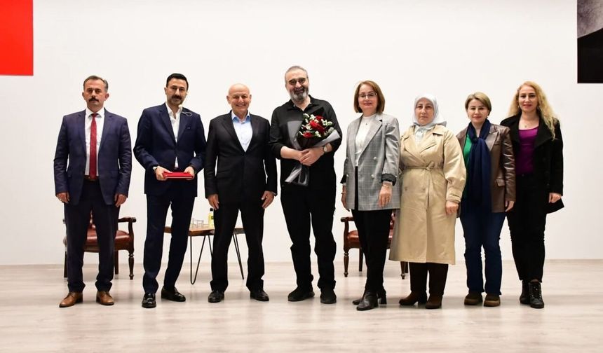 Dr. Senai Demirci’den Terme’de "Namaz Psikolojisi" sunumu