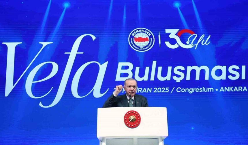 Cumhurbaşkanı Erdoğan: "İsrail ve destekçilerinin, komşumuz İran’a yönelik saldırılarının daha büyük bir felakete dönüşmemesi için yoğun çaba harcıyoruz"
