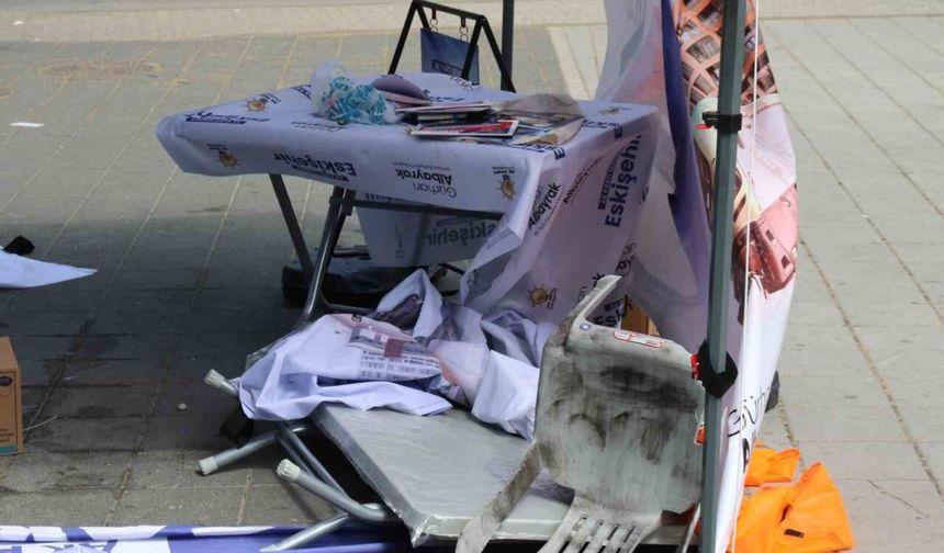 Eskişehir’de AK Parti standına saldırı