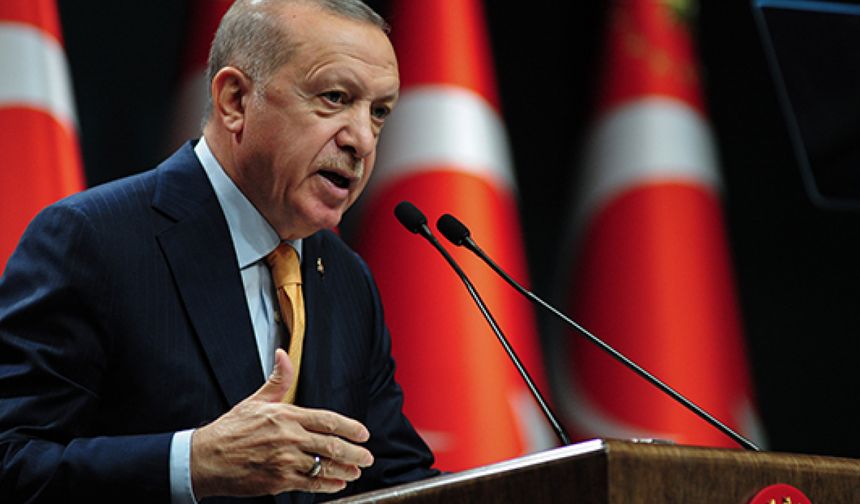 Cumhurbaşkanı Erdoğan: "Yasakları kaldırdık, vesayet odaklarını dağıttık, kendilerini milletten üstün gören kibir abidelerine hep birlikte hadlerini bildirdik"