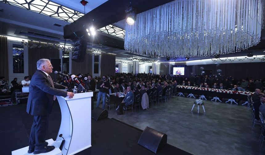 Başkan Büyükkılıç'tan sanayicilere güçlü mesaj: Birlikte üreten Kayseri