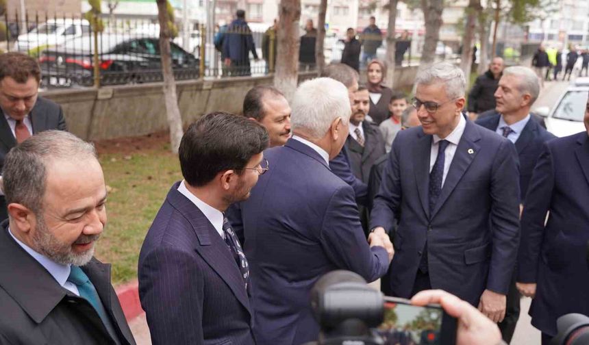 Bakan Memişoğlu açıkladı: Sağlıkta bilim adamlarına SGK destekli araştırma dönemi