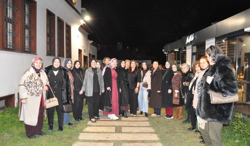 Tokat Kadın Sanat ve Kültür Grubu'ndan Geleneksel İftar ve 8 Mart Söyleşisi