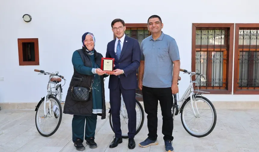 TOKAT BELEDİYESİ’NDEN ÇEVREYE DUYARLI VATANDAŞLARA BİSİKLET ÖDÜLÜ