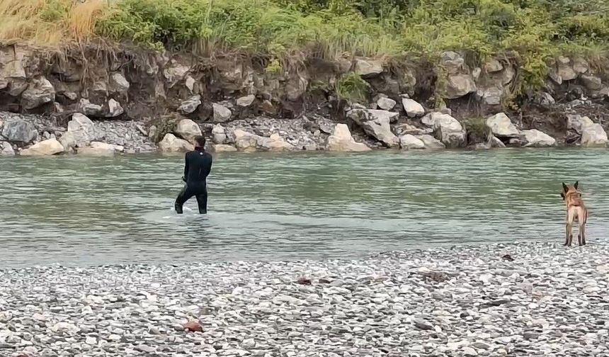 Kelkit Irmağı'nda kaybolan genç için arama çalışmaları yeniden başladı