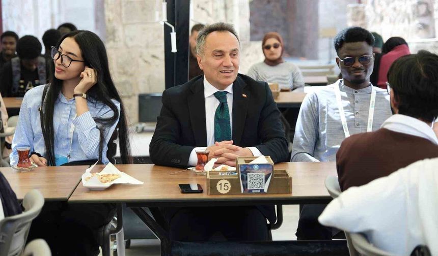 TOGÜ'de Yunus Emre Enstitüsü Yaz Okulu Programı başladı