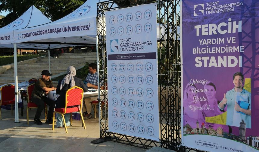 Tercih Döneminde Aday Öğrencilere Rehberlik Desteği