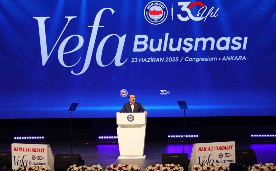 Memur-Sen Başkanı Yalçın: "Kamu görevlileri için ise yeni bir sendikal yasaya ihtiyaç var"