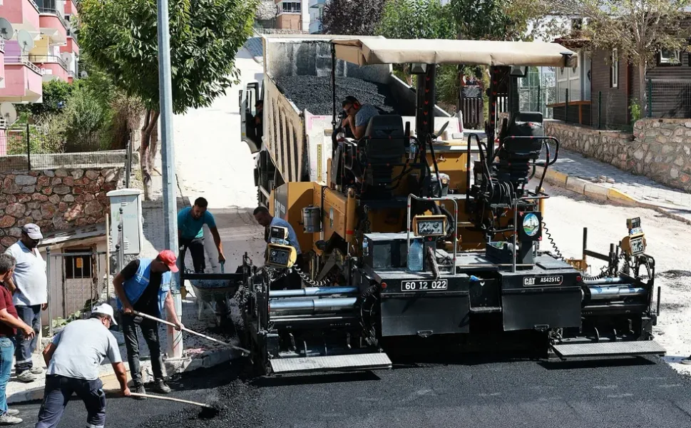 Tokat Belediyesi, Mahmutpaşa Mahallesi'nde Asfalt Çalışmalarını Tamamladı