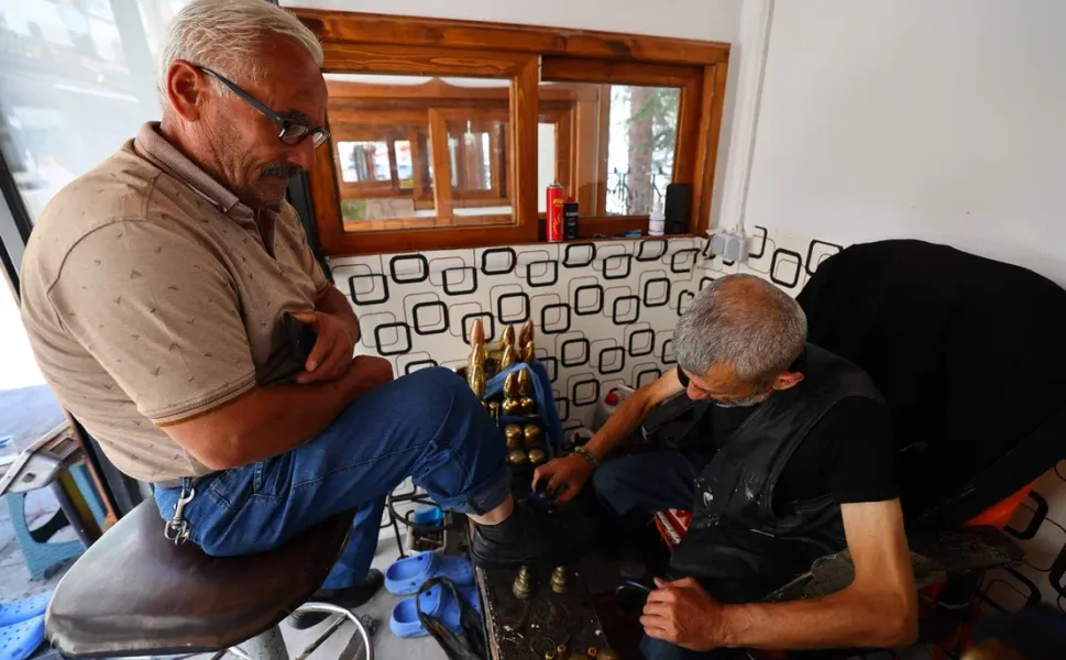 Tokat’ta Ayakkabı Boyacıları Yeni Dükkânlarına Kavuştu