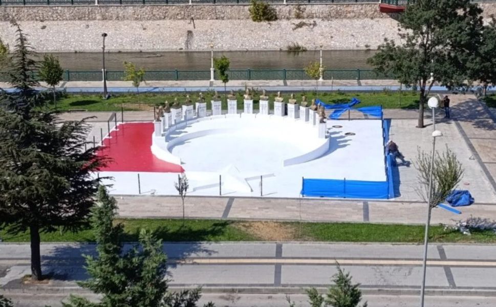 TOKAT BELEDİYESİ’NDEN YEŞİLIRMAK KENARINA TÜRK DEVLETLERİ VE TÜRK BÜYÜKLERİ ANITI