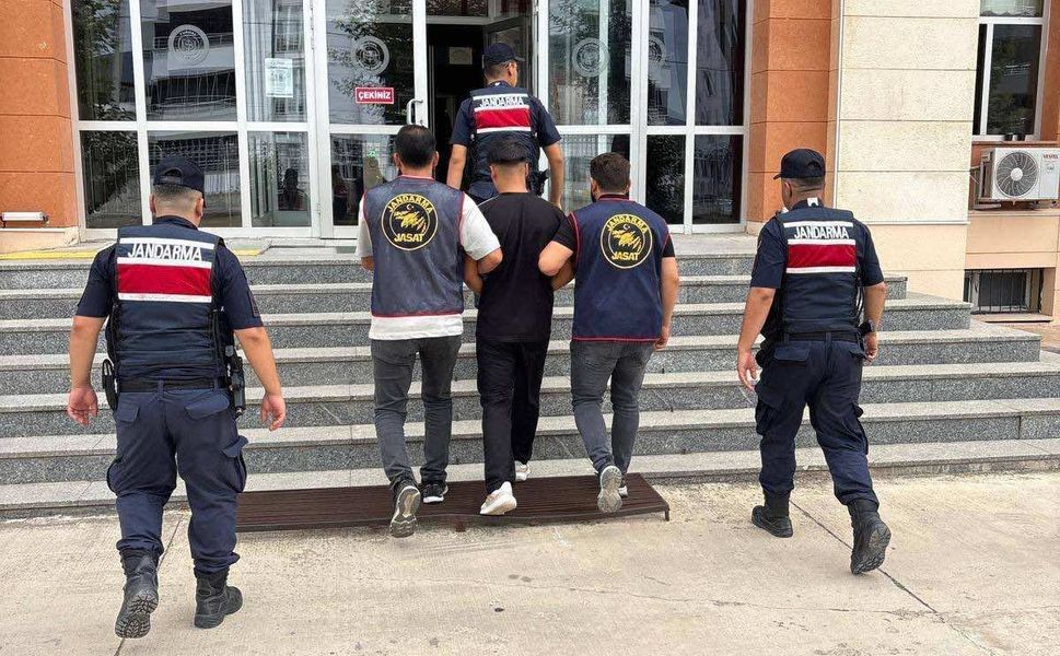 Tokat Jandarmasından Operasyon, 38 Suçtan Aranan Şahıs Yakalandı
