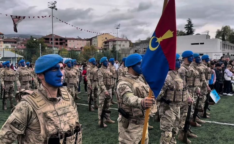 Köklüce Komando Taburu'ndan Cumhuriyet Bayramı'nda Görkemli Gösteri