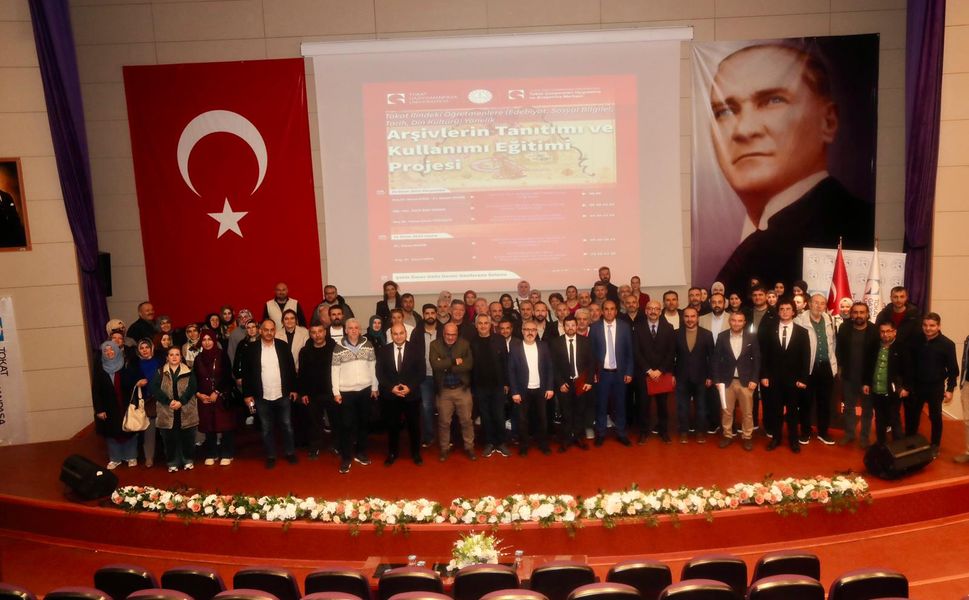 TOGÜ, Öğretmenlere Arşiv Belgelerinin Etkin Kullanımı Konusunda Eğitim Verdi