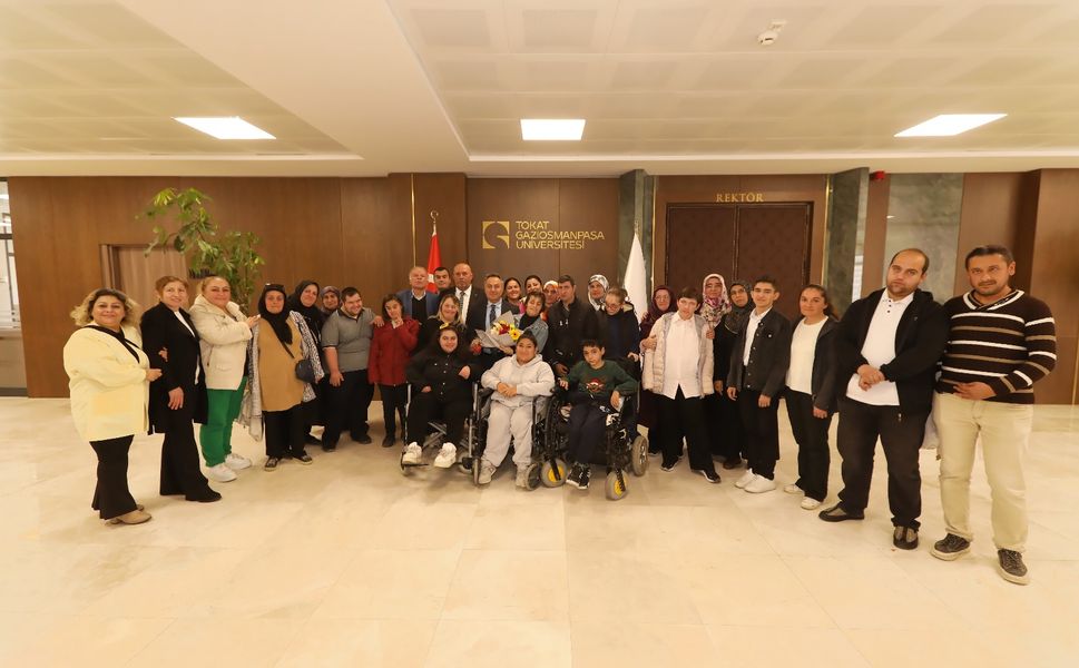 Türkiye Sakatlar Derneği Tokat Şube Başkanından Rektör Yılmaz’a Ziyaret