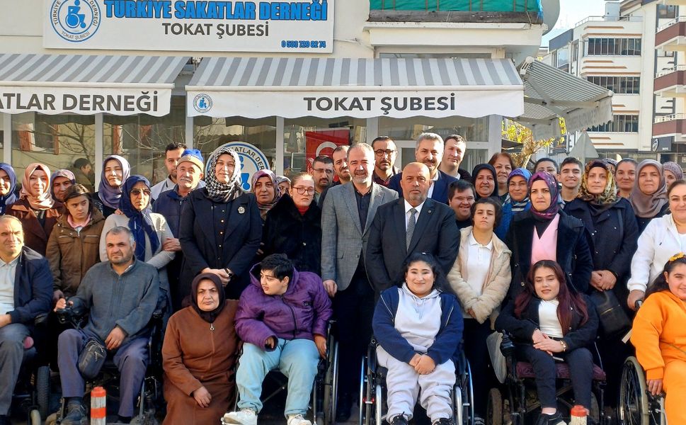 Eyüp Eroğlu, Dünya Engelliler Günü’nde Tokat’ta Özel Gereksinimli Bireylerle Buluştu
