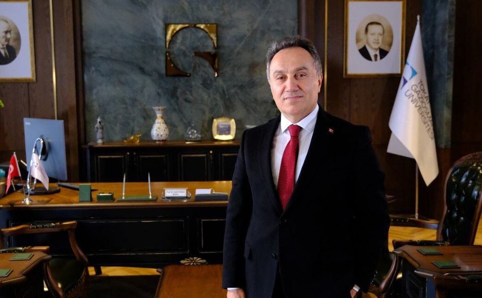 REKTÖR YILMAZ’DAN 14 MART TIP BAYRAMI MESAJI