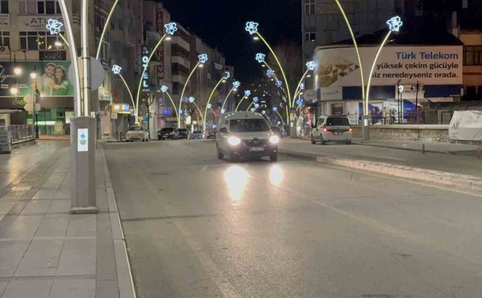 Tokat'ta 5.6 büyüklüğündeki deprem sonrası eğitime 1 gün ara verildi