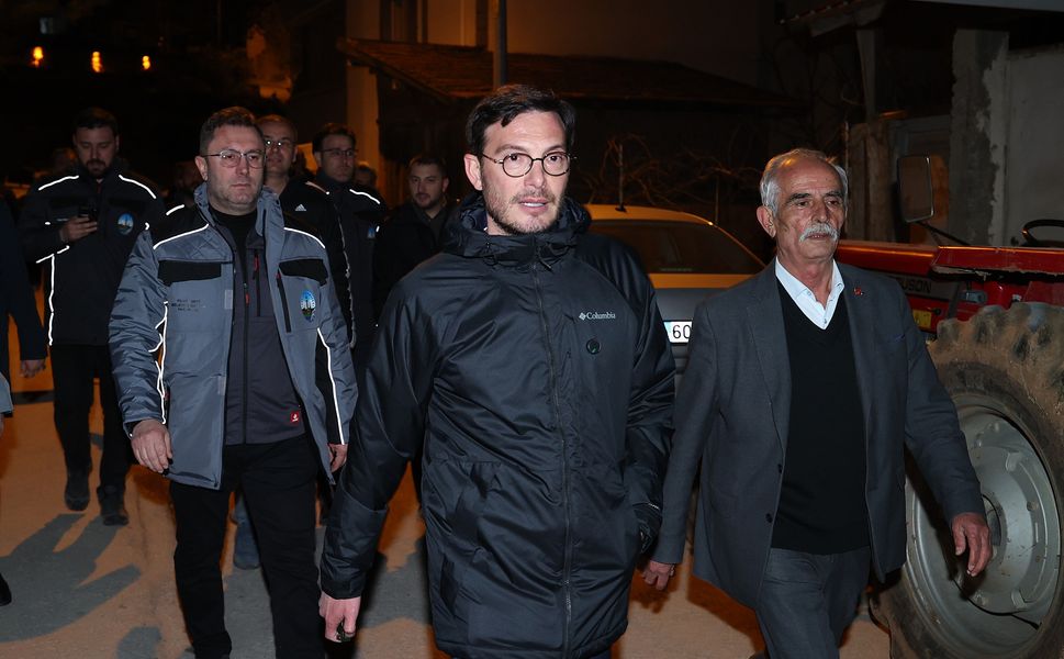 BAŞKAN YAZICIOĞLU DEVEGÖRMEZ MAHALLESİ’NDE TAM KADRO SAHADA