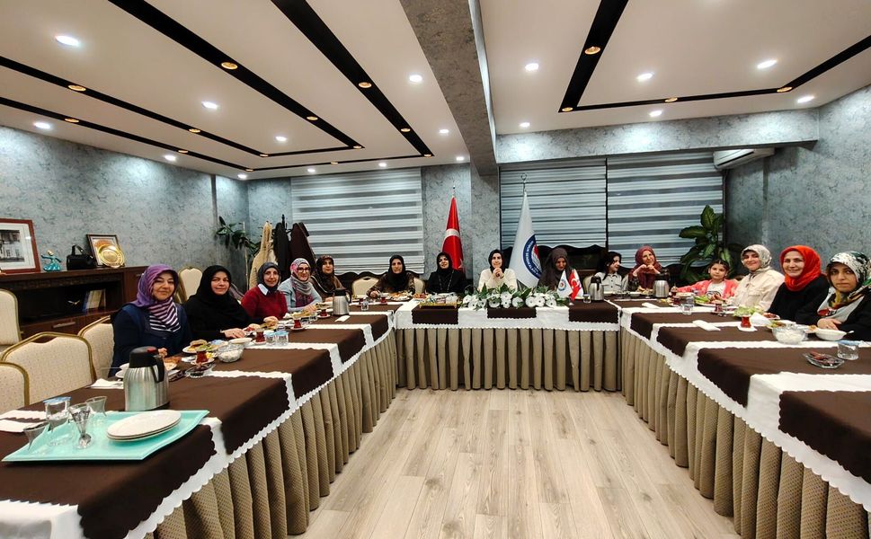 Uluslararası Tokat Anadolu İmam Hatip Lisesi’nde Geleneksel İftar Programı