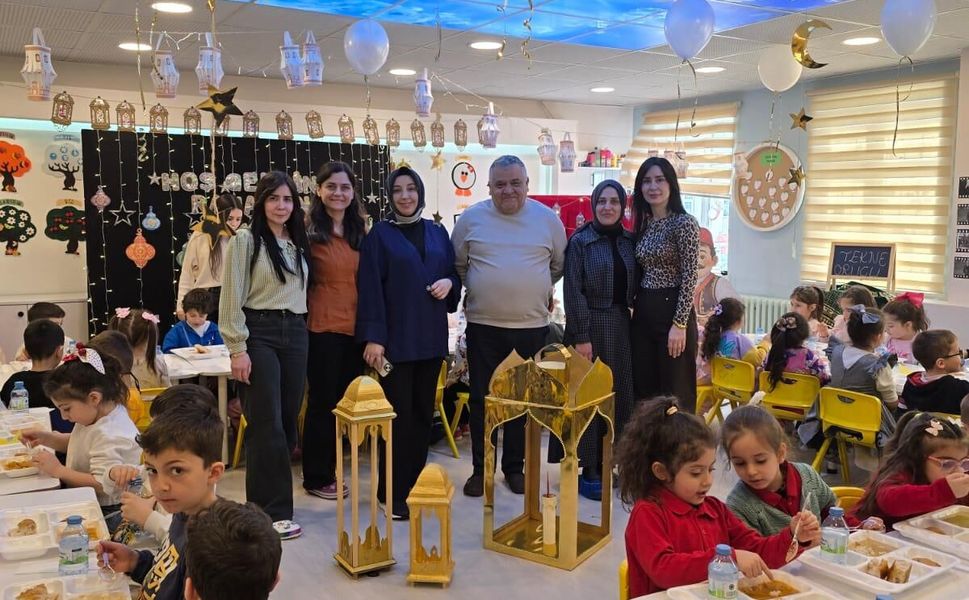 Fatih İlkokulu Anasınıfı Öğrencileri Okulda İftar Yapmanın Mutluluğunu Yaşadı