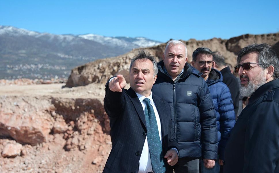 Rektör Yılmaz Yeni Diş Hekimliği Fakültesi İnşaatını İnceledi