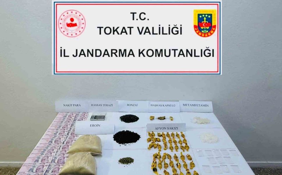 Jandarma ekiplerinden uyuşturucuya geçit yok