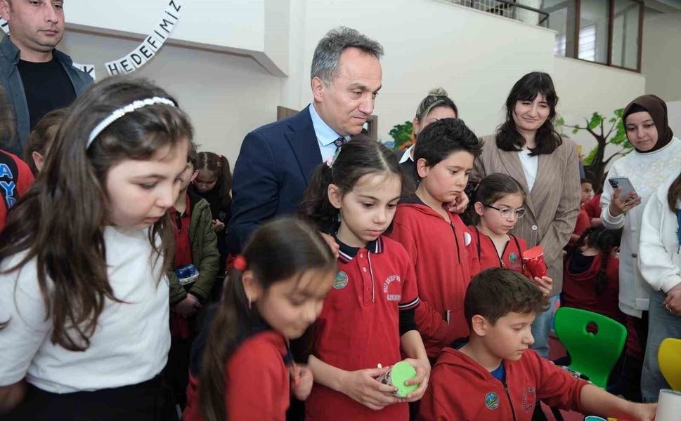 TOGÜ'de öğrenciler sıfır atık için sahaya indi