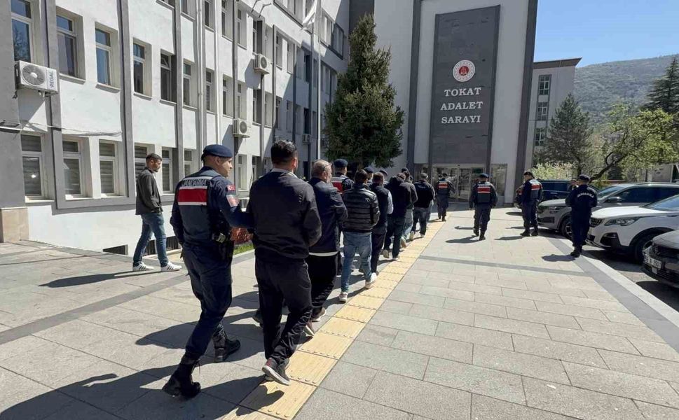 Tokat merkezli silah kaçakçılığı operasyonu: 16 tutuklama