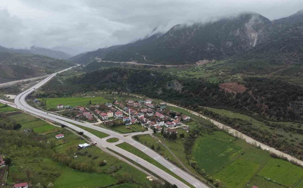 Tokat'ta kuruyan şelale eski günlerine geri döndü