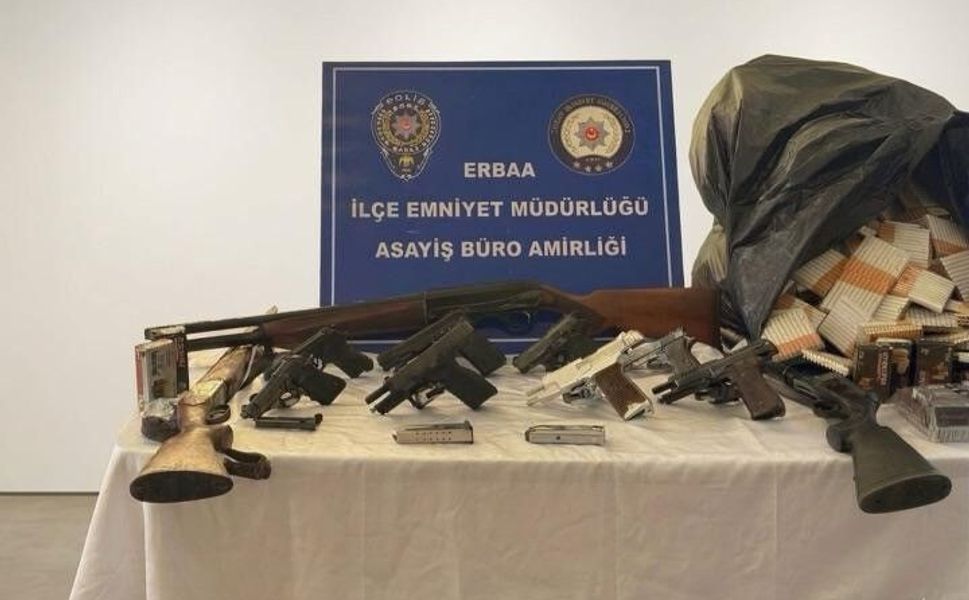 Erbaa'da silah operasyonunda cephanelik çıktı