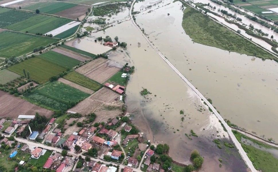 Erbaa'daki taşkının bilançosu gün ağarınca ortaya çıktı