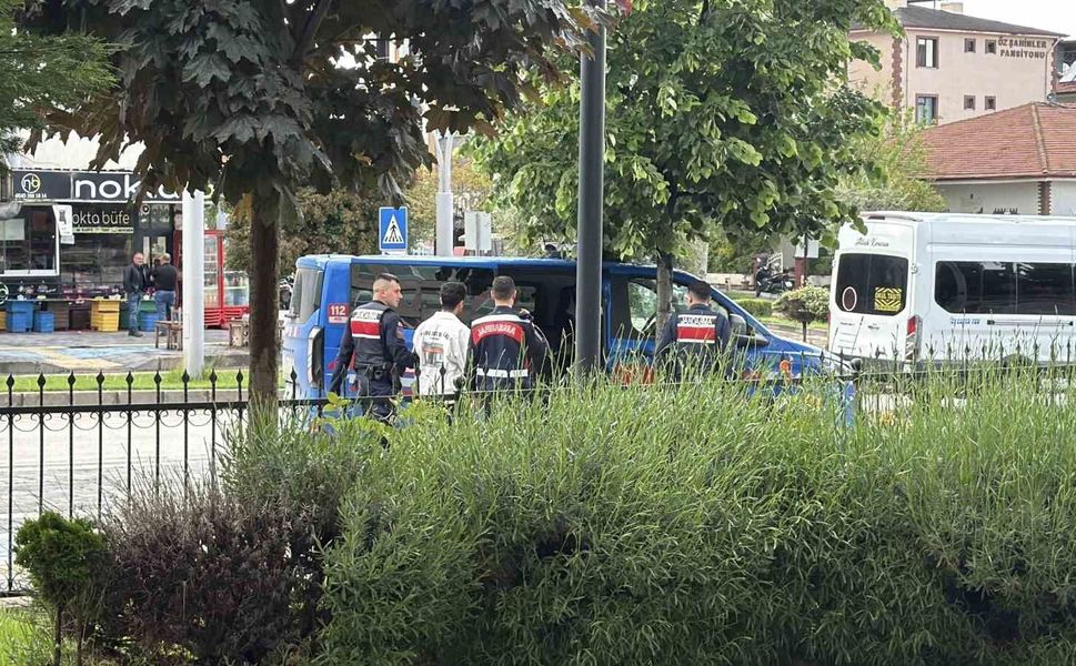 Tokat'ta 15 yaşındaki çocuğun ölümüne neden olan sürücü, bu sefer uyuşturucu operasyonunda yakalandı