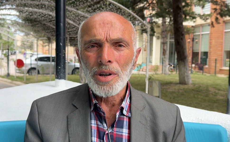 Azasından baskı gördüğünü iddia eden muhtar istifa etti