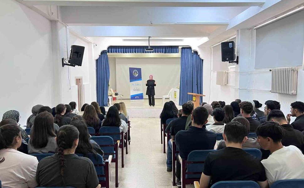 Tokat Belediyesi'nden YKS adaylarına sınav kaygısı ve stres yönetimi desteği